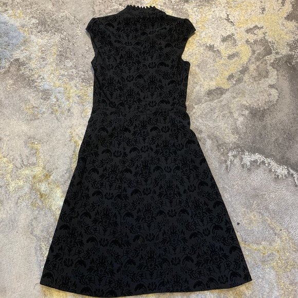 Gothic Black Le Chateau Dress - Picture 2 of 4